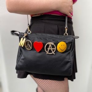 Vintage moschino red wall anarchy bag